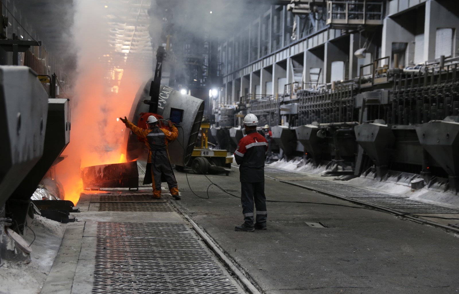 俄罗斯铝业位于西伯利亚的铝冶炼厂迅速做出安全反应，避免了重大火灾威胁