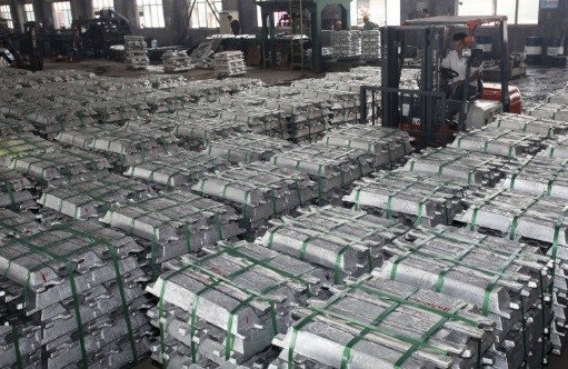 中国A00铝锭价格跌至18920元/吨;铝粉价格每公斤下跌0.1元