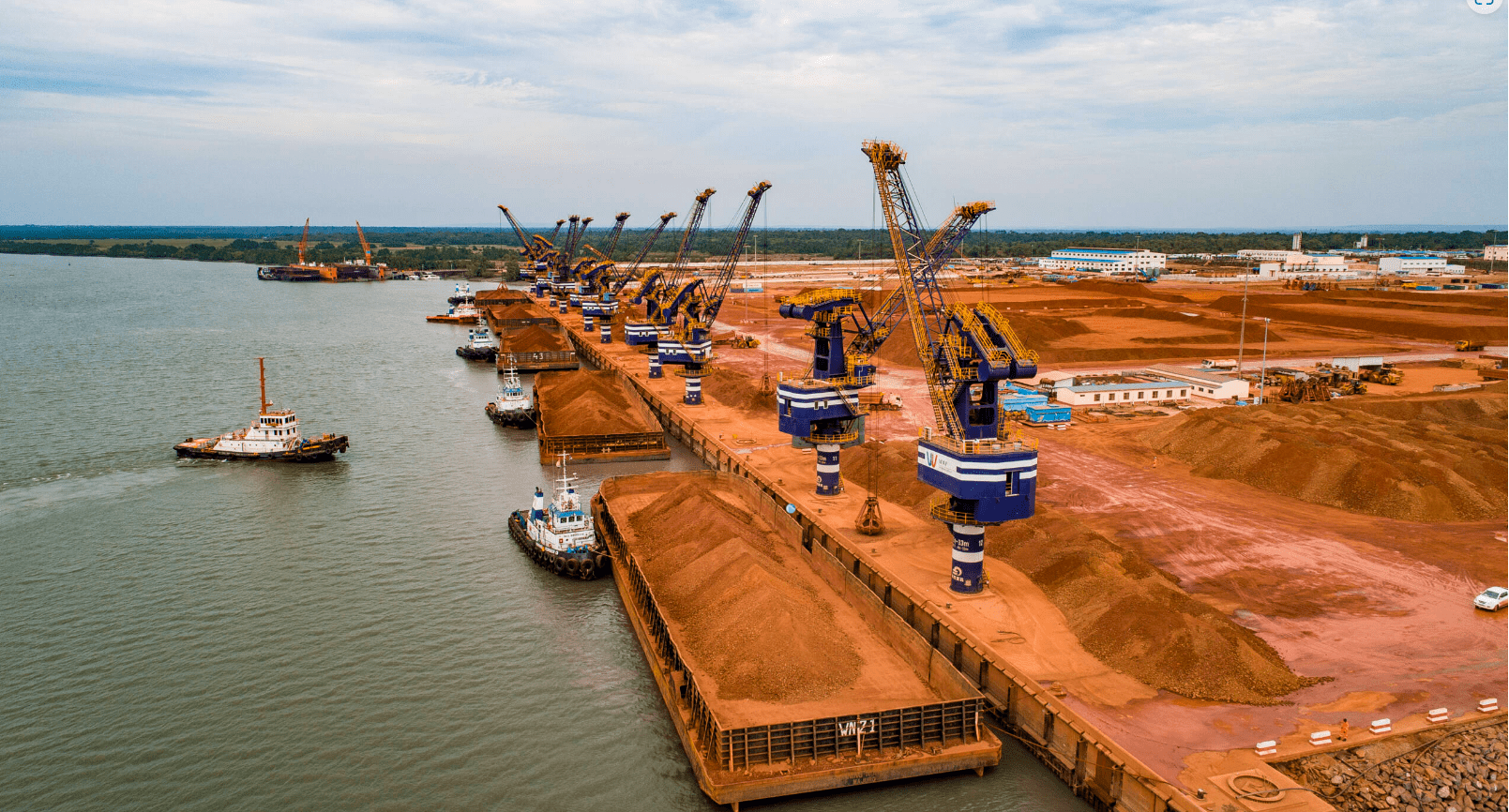 几内亚最大的铝土矿生产商宣布投资10亿美元用于码头升级和船舶收购